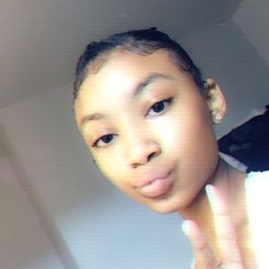 Meet your Posher, Amiya